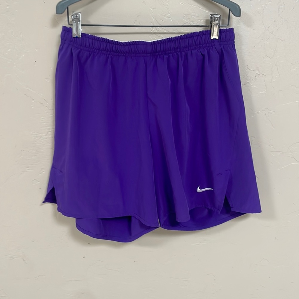 Nike women’s basketball shorts